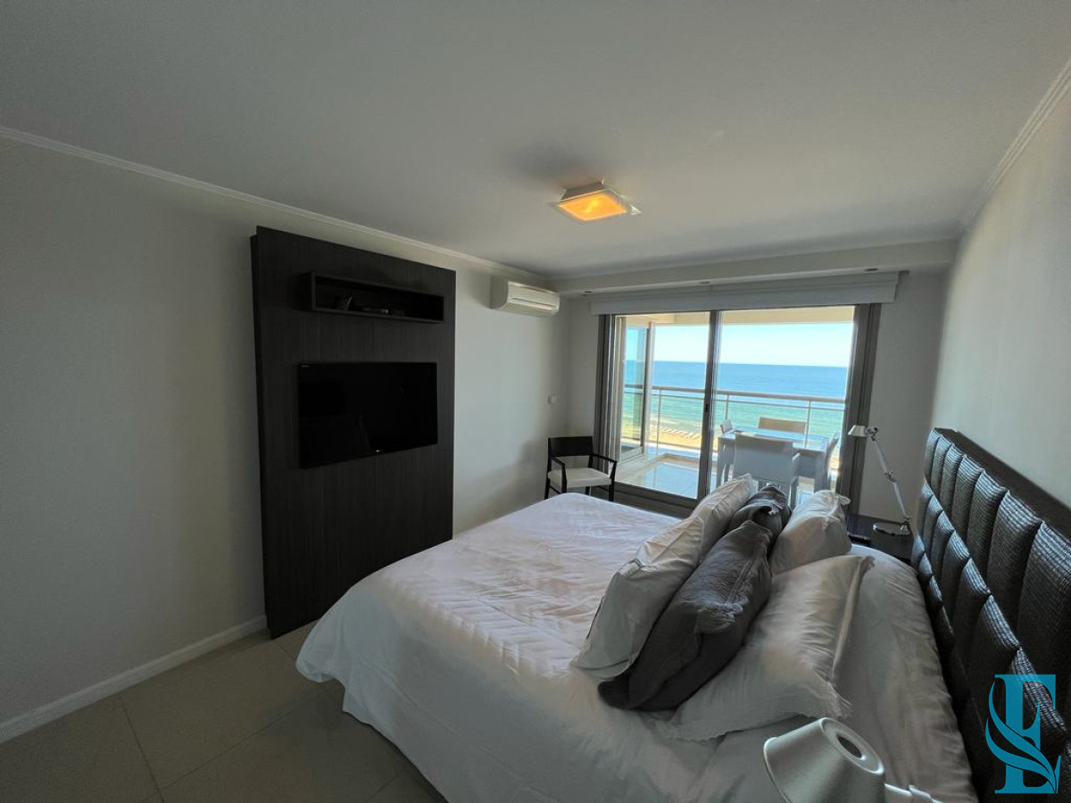 Apartamento ID.962 - Apartamento de 3 dormitorios en Torre Imperiale , Punta del este 
