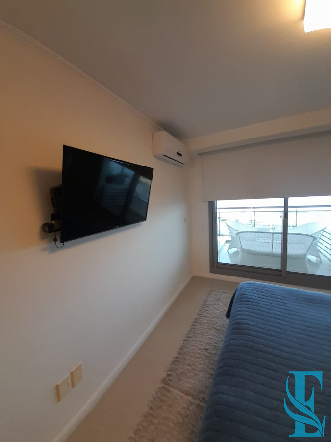 Apartamento ID.963 - Apartamento en venta de 3 dormitorios en Punta del este , Torre Imperiale , Playa Mansa 