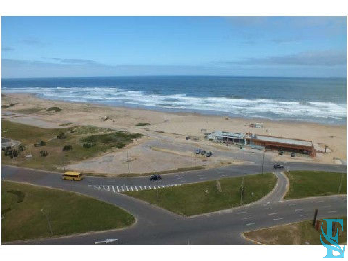 Apartamento ID.962 - Apartamento de 3 dormitorios en Torre Imperiale , Punta del este 