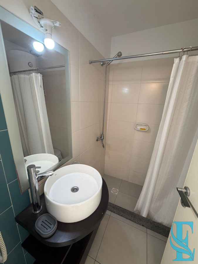 Apartamento ID.1007 - Apartamento de 1 dormitorio en Venta en Punta del este , Península , Bajos gastos a pasos del mar 