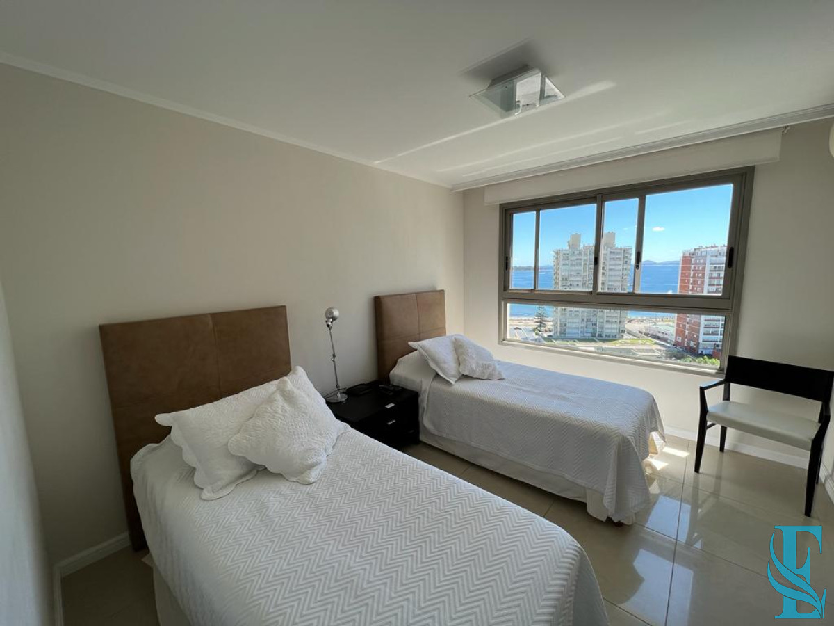 Apartamento ID.962 - Apartamento de 3 dormitorios en Torre Imperiale , Punta del este 