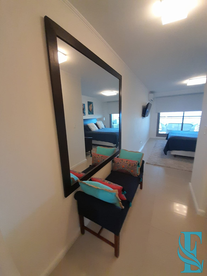 Apartamento ID.963 - Apartamento en venta de 3 dormitorios en Punta del este , Torre Imperiale , Playa Mansa 