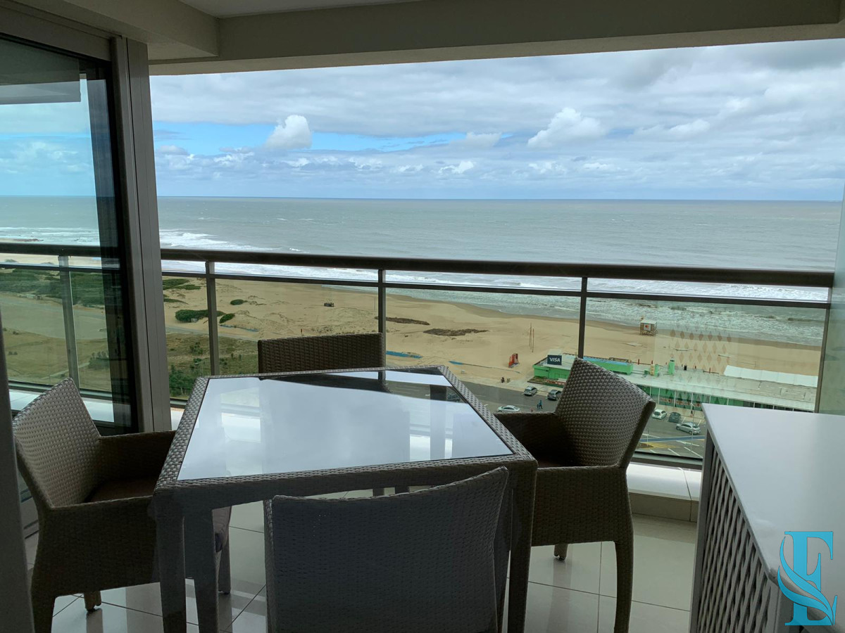Apartamento ID.962 - Apartamento de 3 dormitorios en Torre Imperiale , Punta del este 