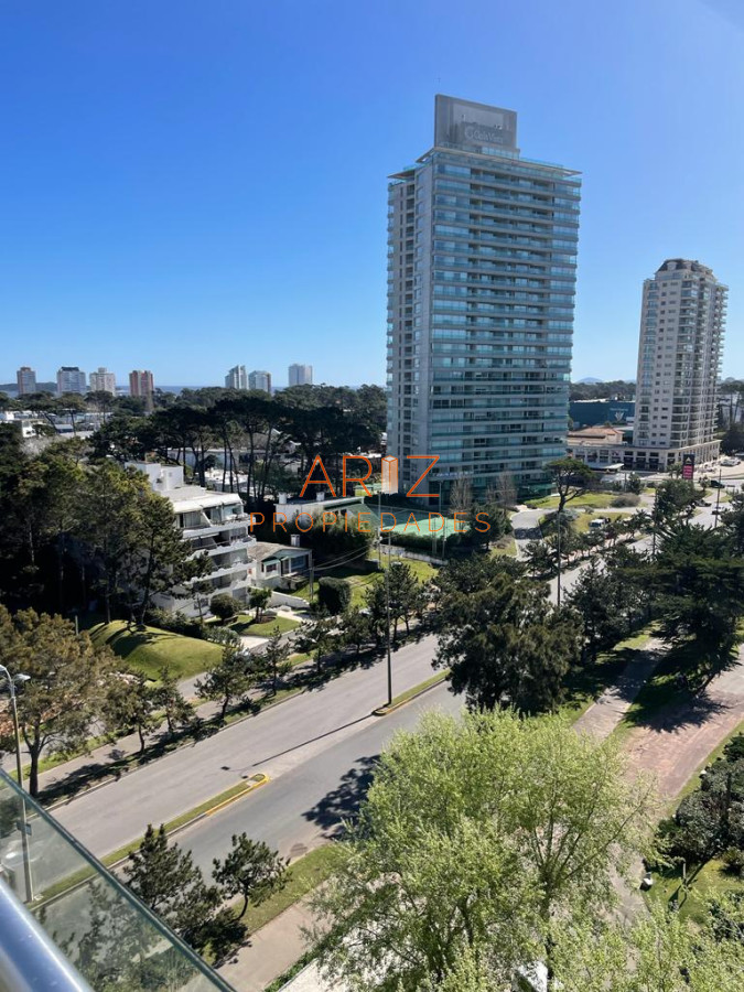 Apartamento ID.1575 - ALQUILER ANUAL 3 dormitorios punta del este excelente precio