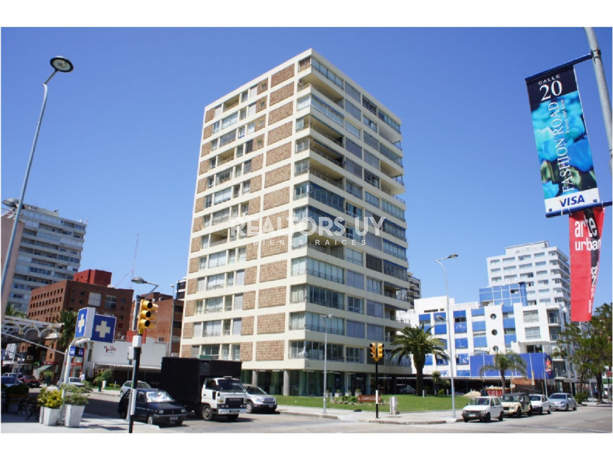 Apartamento ID.279 - Sobre calle 20 y a pasos de todo!!