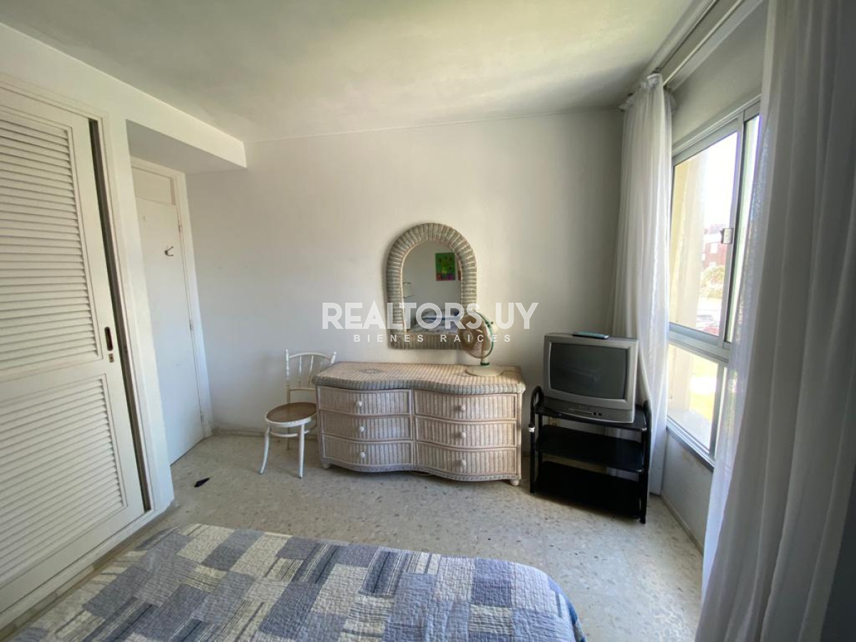 Apartamento ID.279 - Sobre calle 20 y a pasos de todo!!