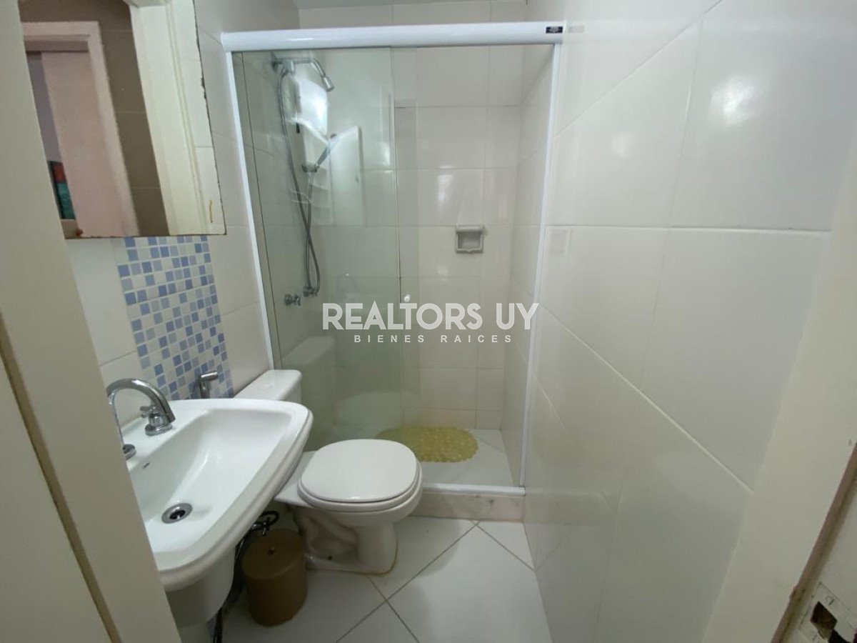 Apartamento ID.279 - Sobre calle 20 y a pasos de todo!!