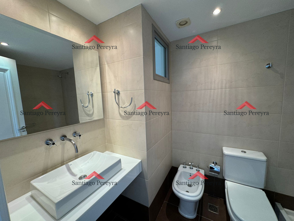 Apartamento ID.14709 - Brava, 3 dormitorios y dependencia en alquiler temporal edificio de categoría con todos los amenities