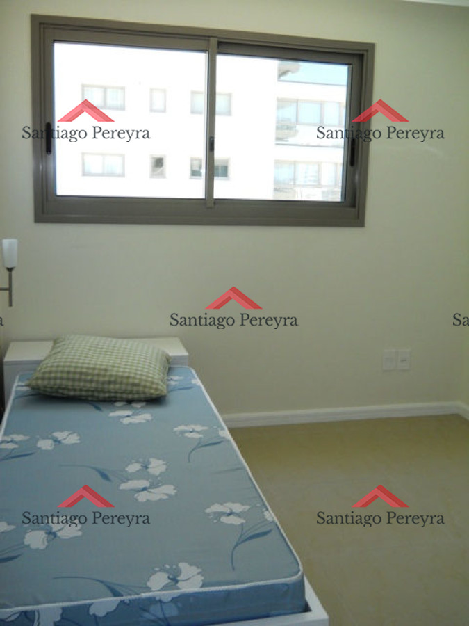 Apartamento ID.14709 - Brava, 3 dormitorios y dependencia en alquiler temporal edificio de categoría con todos los amenities