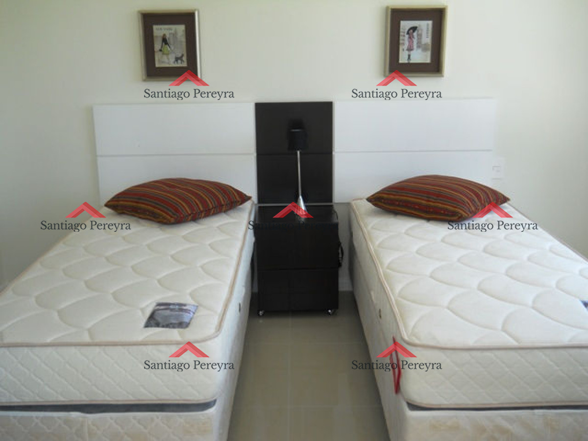 Apartamento ID.14709 - Brava, 3 dormitorios y dependencia en alquiler temporal edificio de categoría con todos los amenities