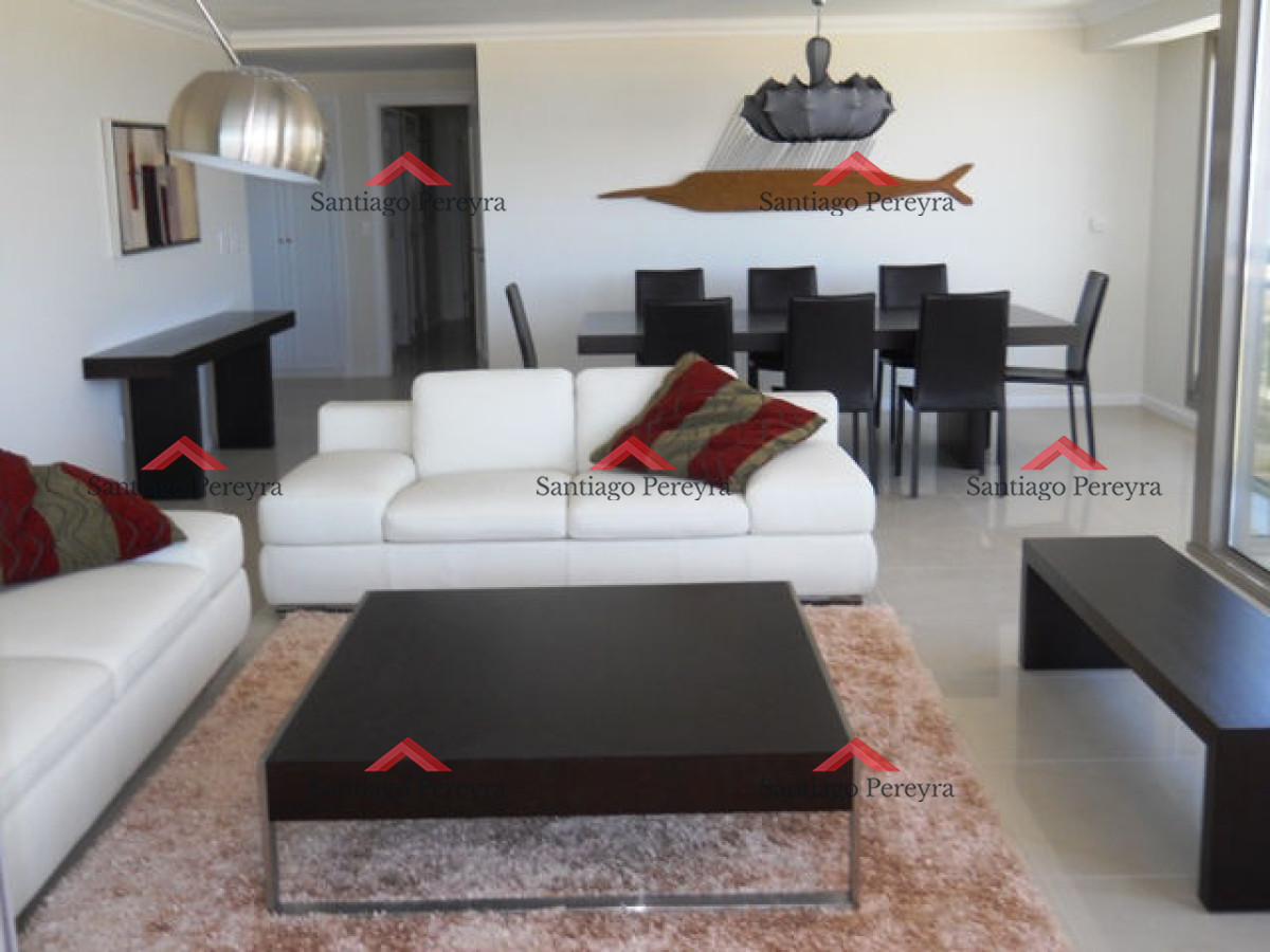 Apartamento ID.14709 - Brava, 3 dormitorios y dependencia en alquiler temporal edificio de categoría con todos los amenities
