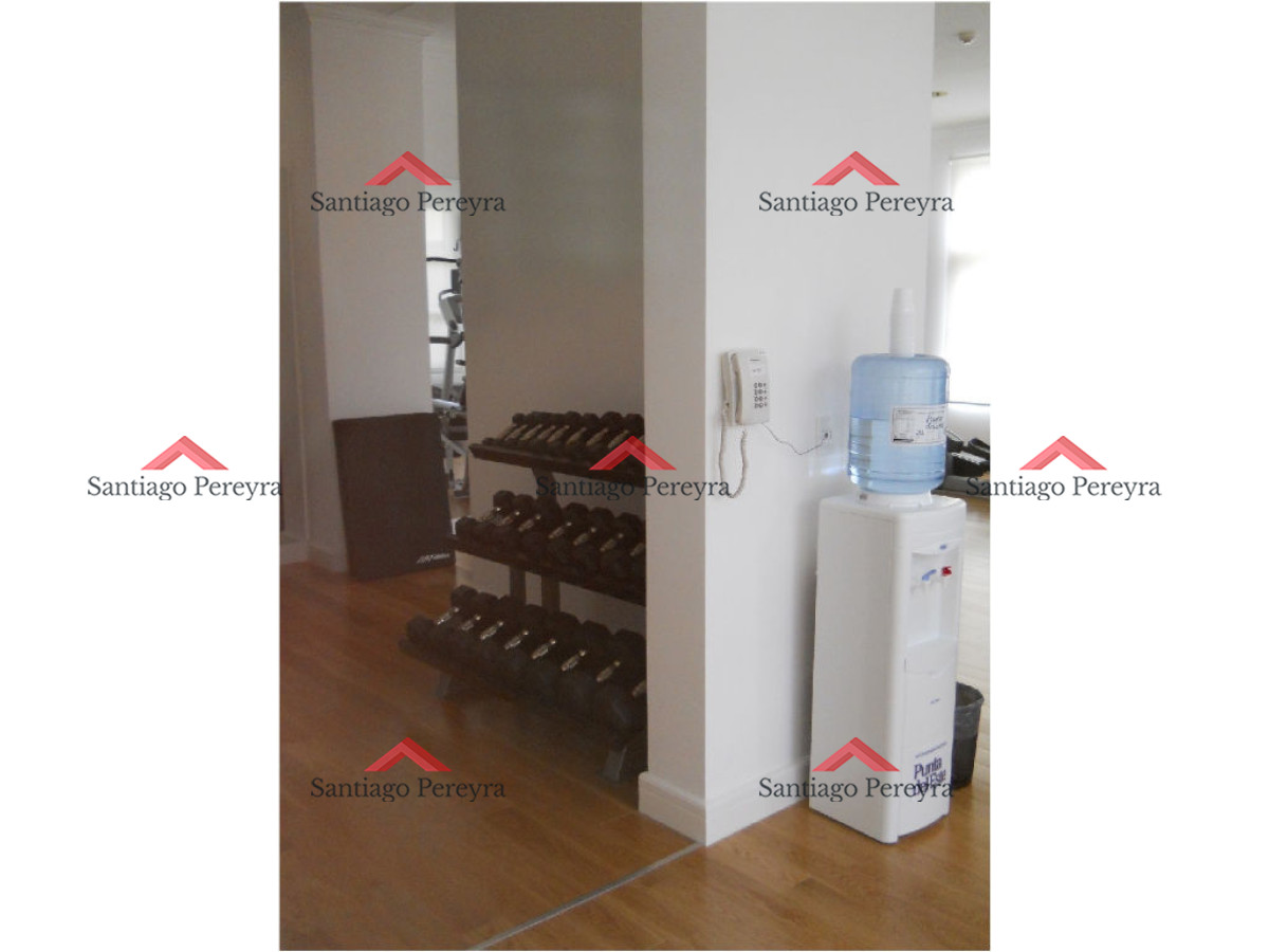 Apartamento ID.14709 - Brava, 3 dormitorios y dependencia en alquiler temporal edificio de categoría con todos los amenities