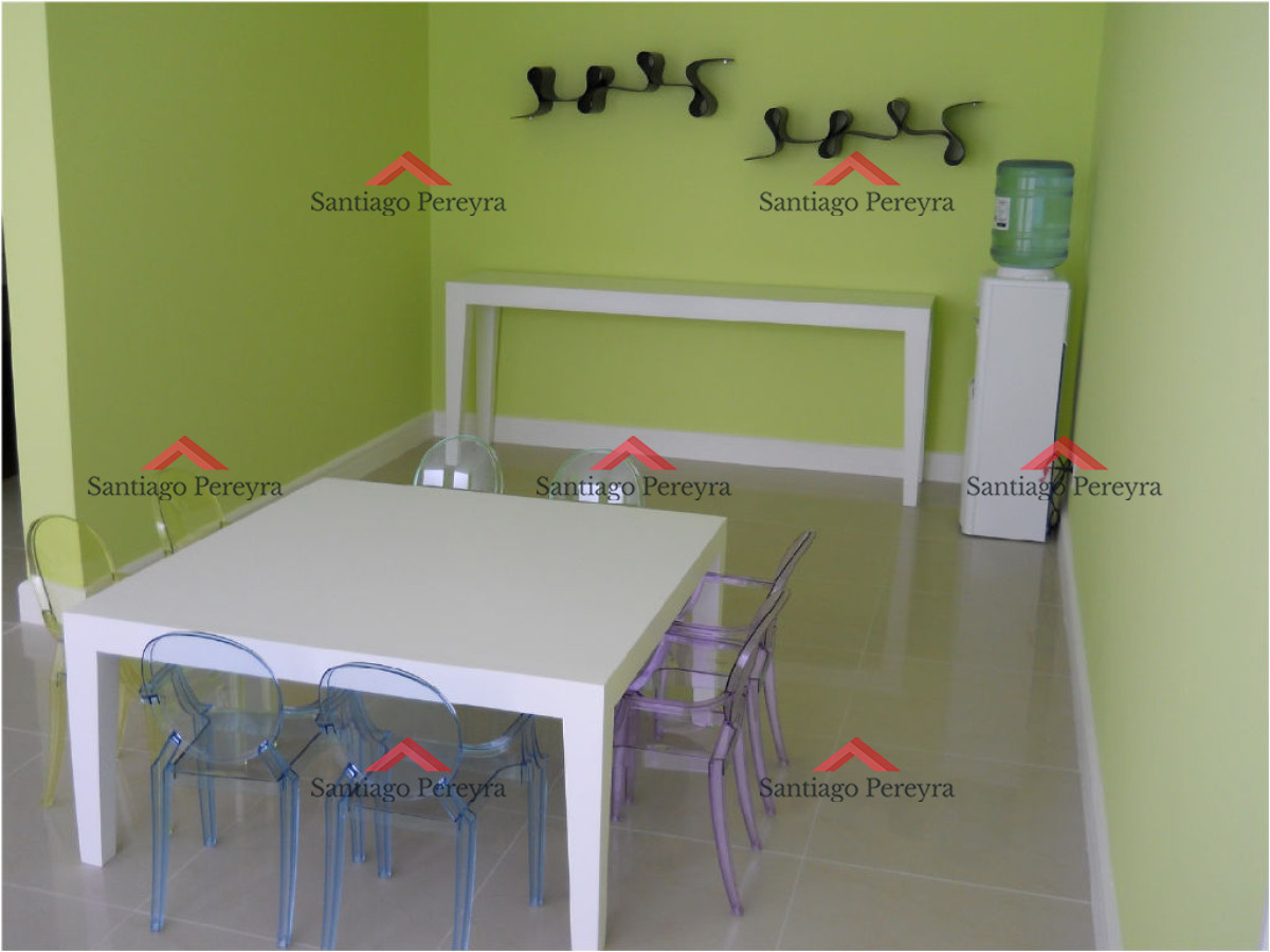 Apartamento ID.14709 - Brava, 3 dormitorios y dependencia en alquiler temporal edificio de categoría con todos los amenities
