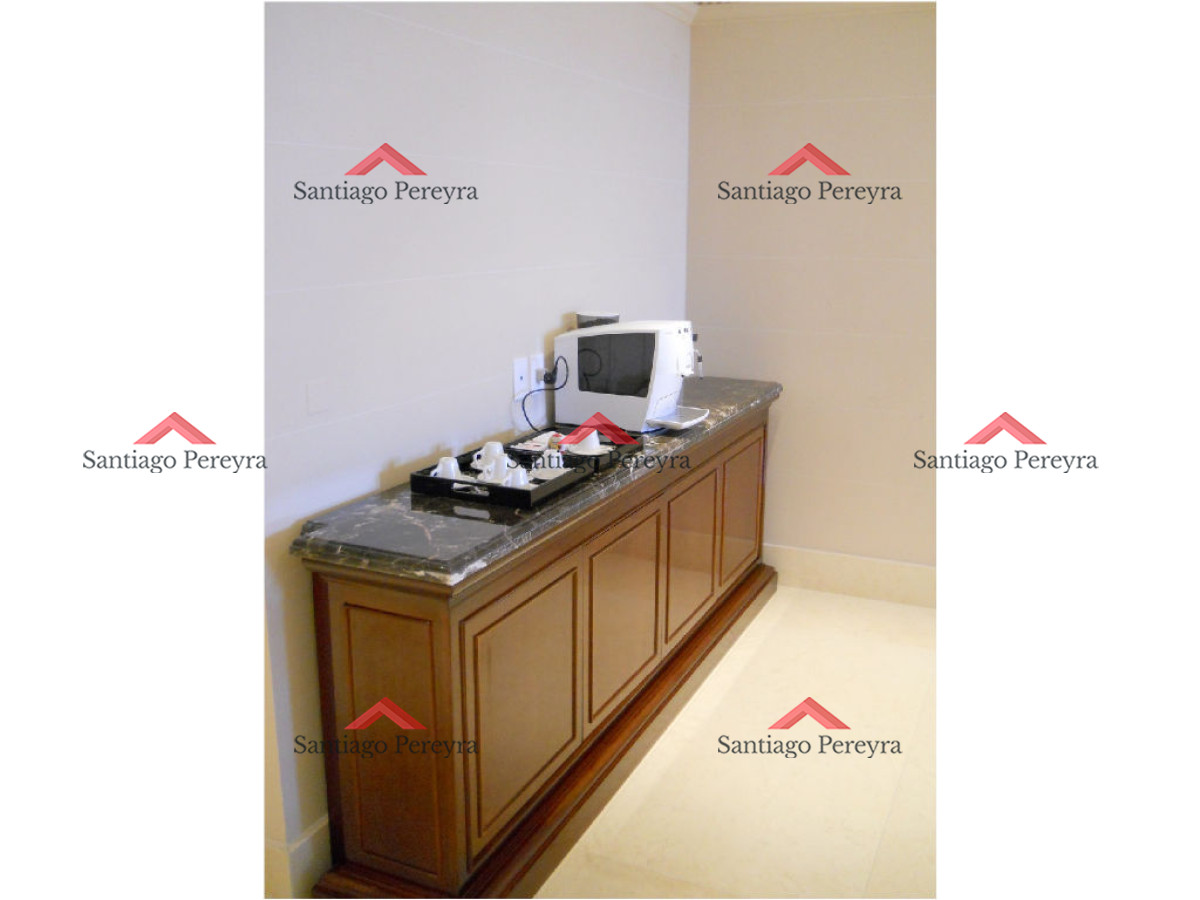 Apartamento ID.14709 - Brava, 3 dormitorios y dependencia en alquiler temporal edificio de categoría con todos los amenities