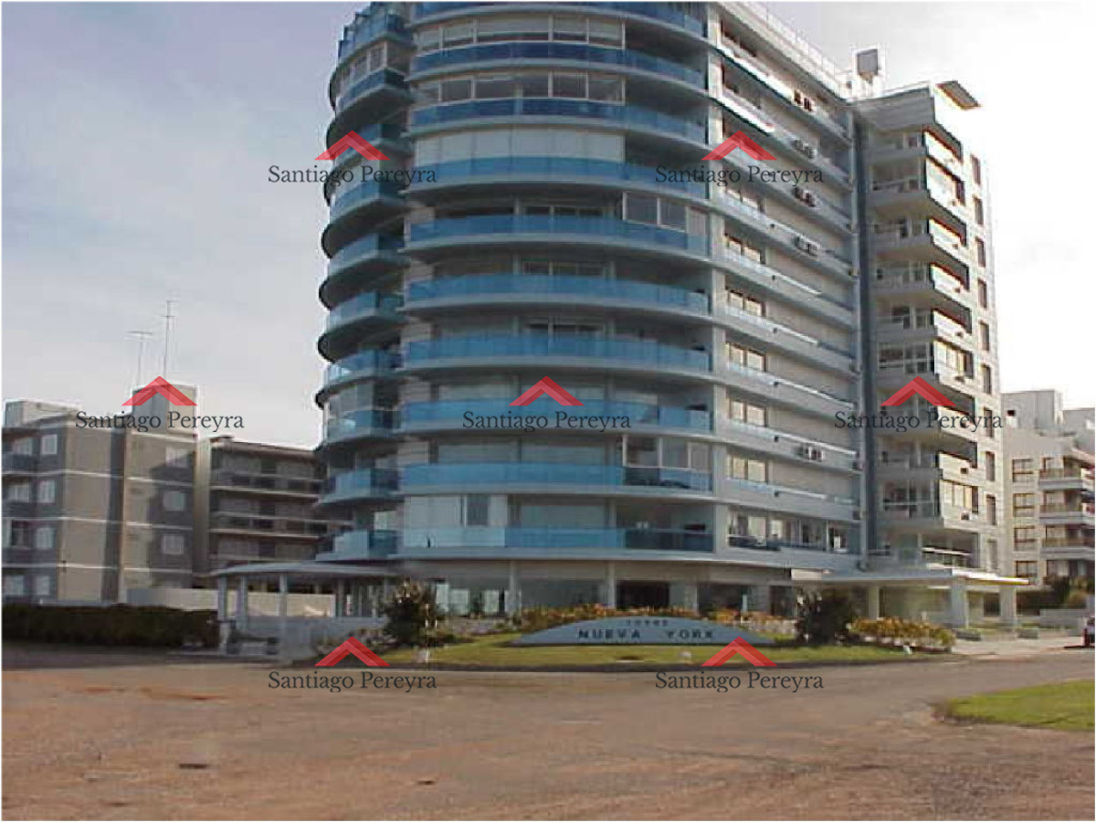 Apartamento ID.14463 - Excelente oportunidad en playa brava.