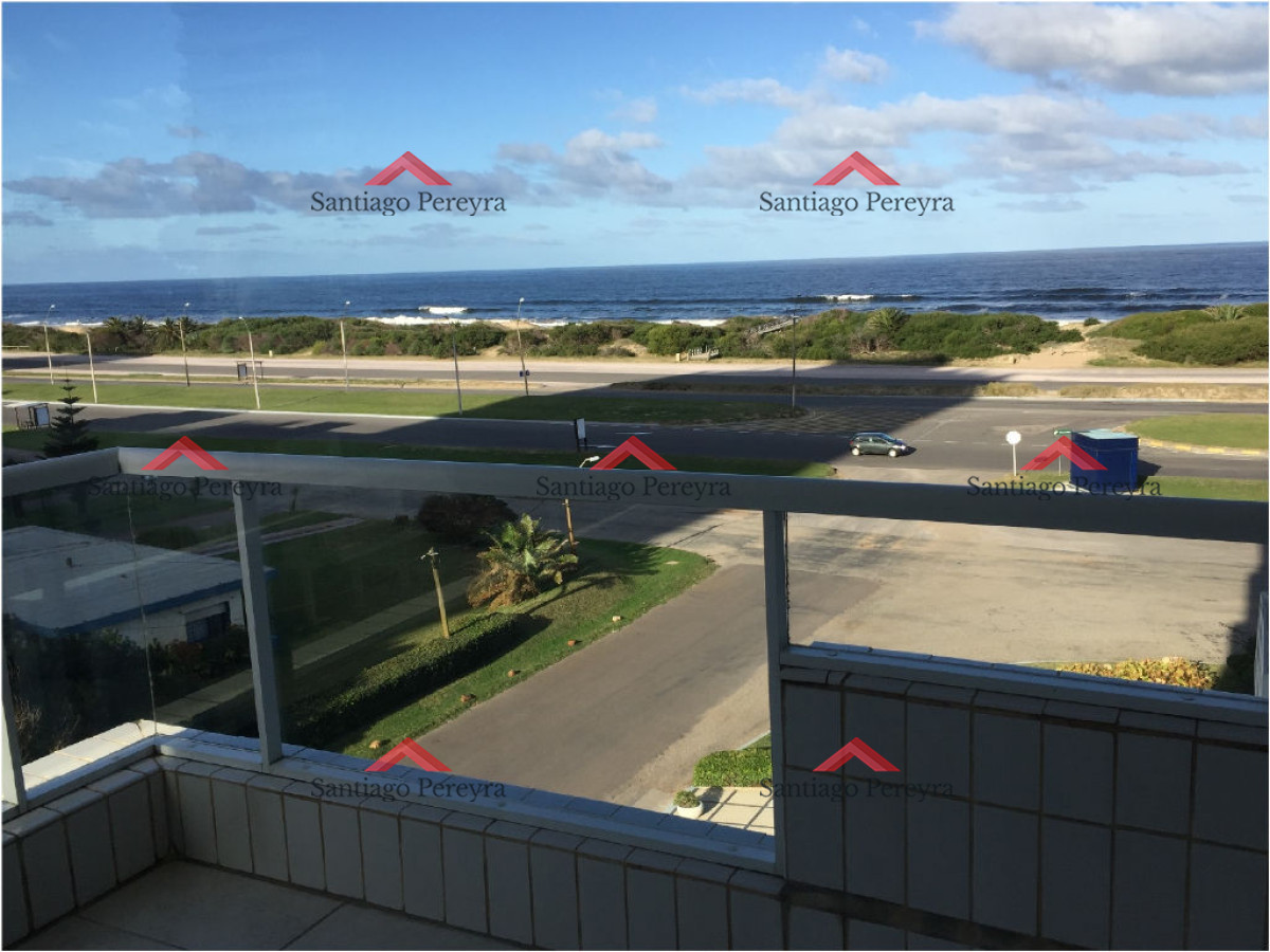 Apartamento ID.14463 - Excelente oportunidad en playa brava.