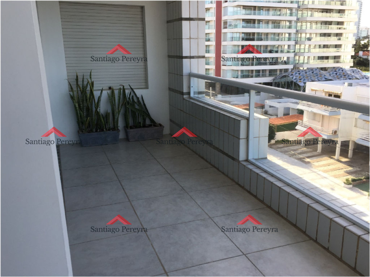 Apartamento ID.14463 - Excelente oportunidad en playa brava.