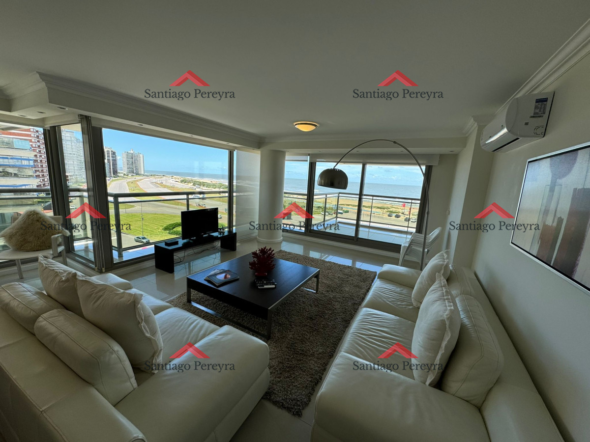 Apartamento ID.14709 - Brava, 3 dormitorios y dependencia en alquiler temporal edificio de categoría con todos los amenities
