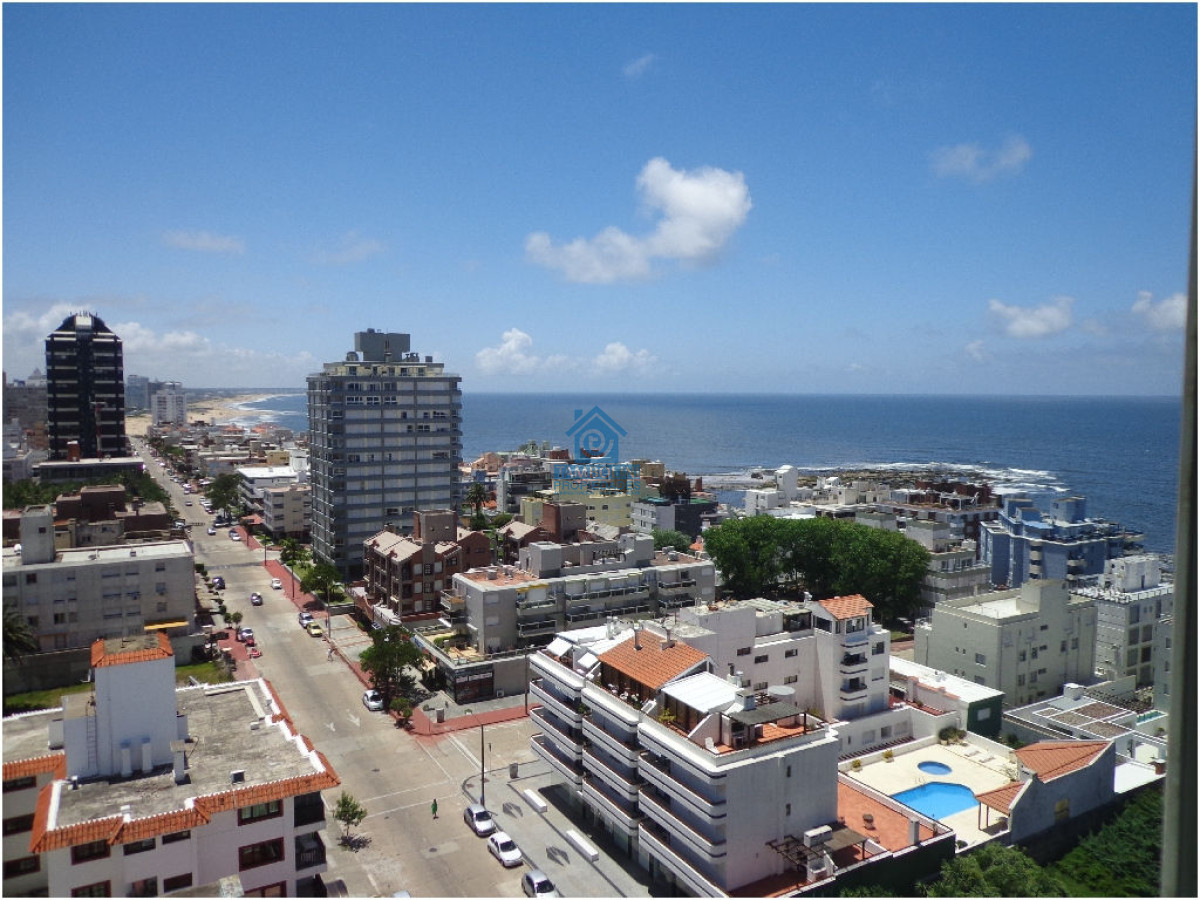 Apartamento ID.504 - Península, 3 dormitorios y dependencia