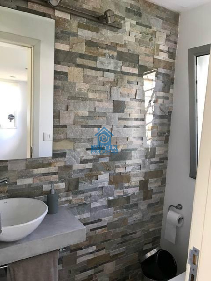 Casa ID.489 - Mansa a metros del mar