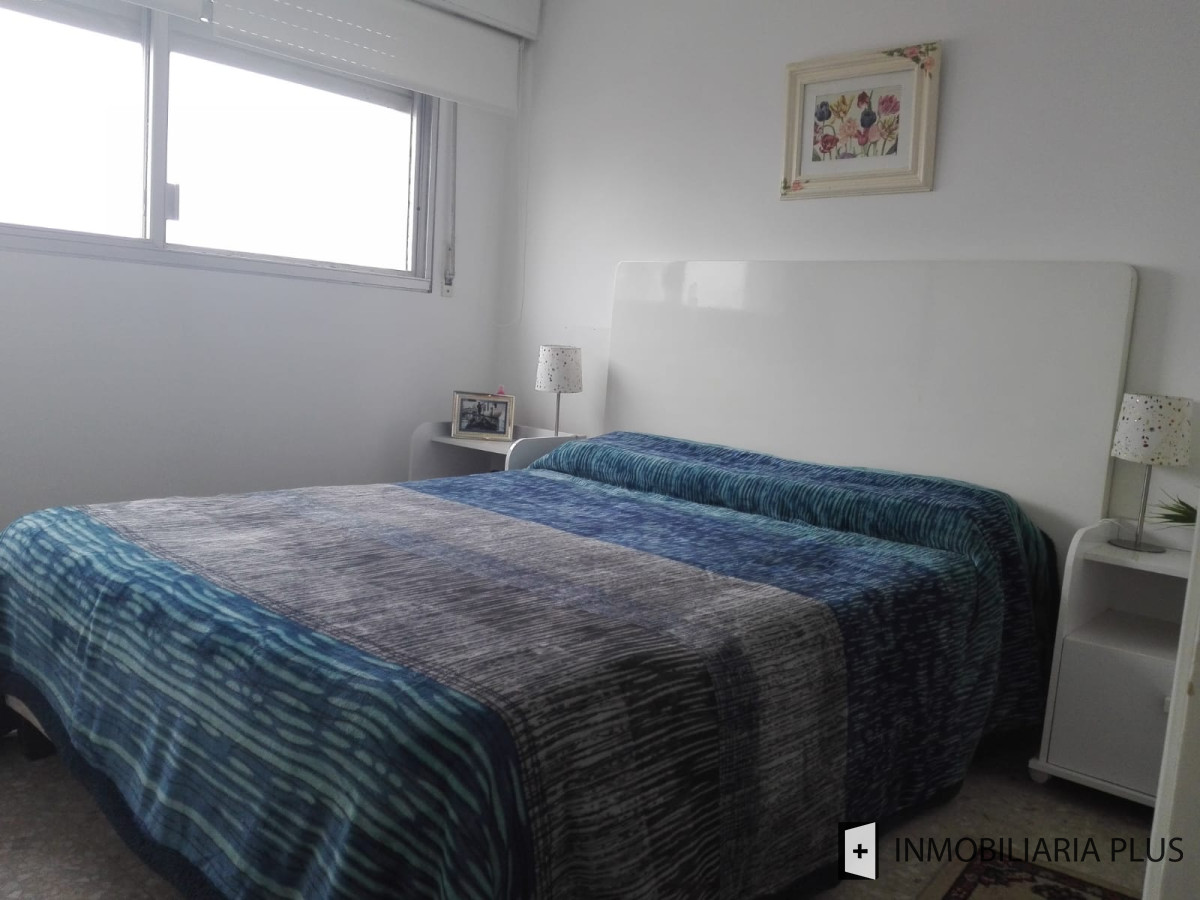 Apartamento ID.725 - Venta de Apartamento en Piso alto con vista al puerto de Punta del Este C725B