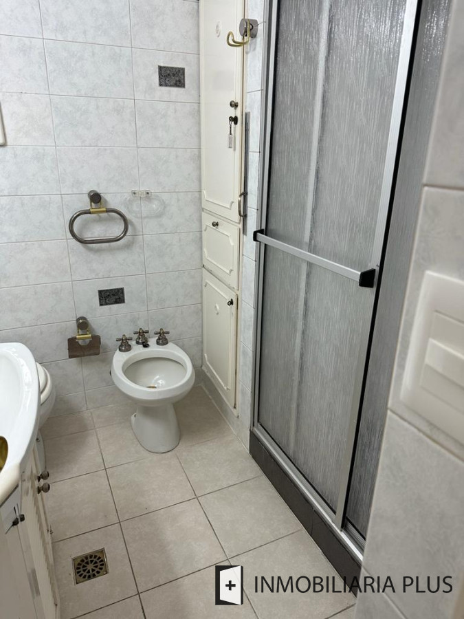 Apartamento ID.809 - Venta de Apto en piso alto de la Península de Punta del Este con 2 Dormitorios 2 Baños C809