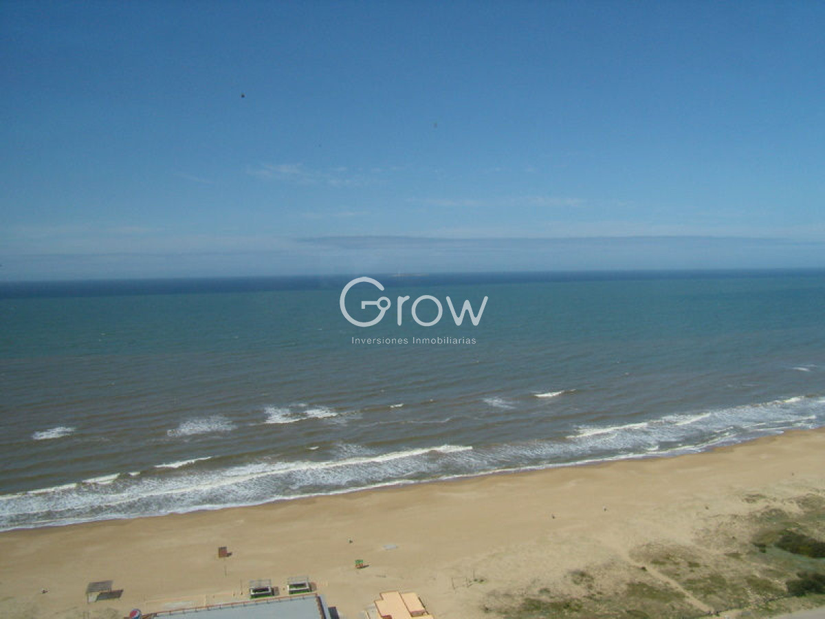 Apartamento ID.3712 - Apartamento en Venta de 3 dormitorios en Torre Le parc , Punta del este 