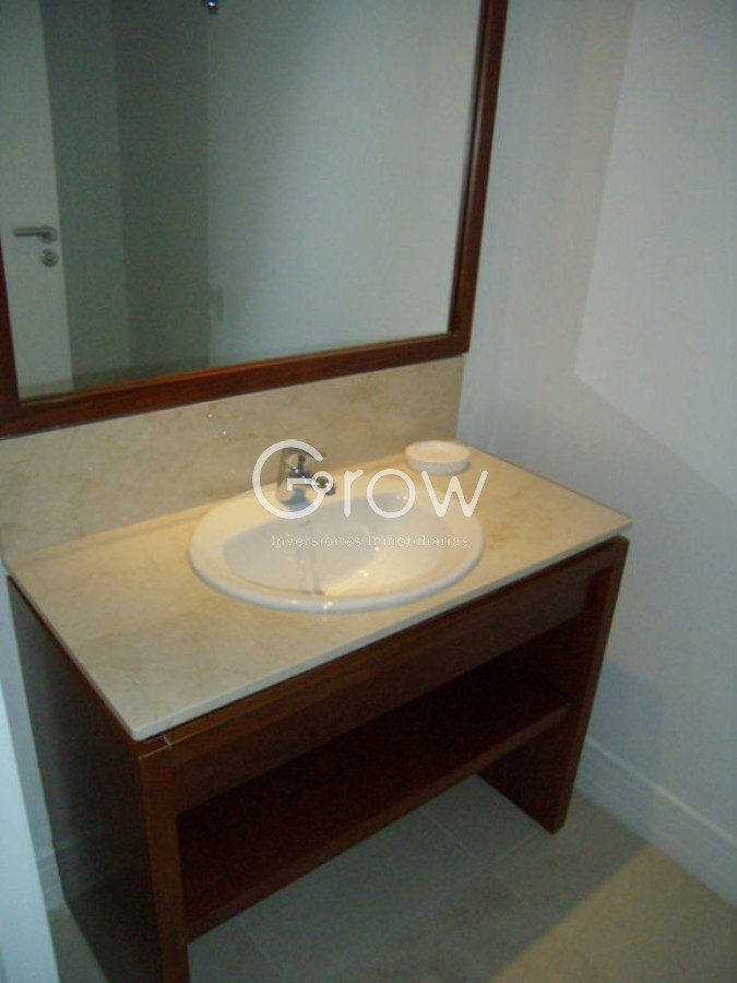 Apartamento ID.3712 - Apartamento en Venta de 3 dormitorios en Torre Le parc , Punta del este 