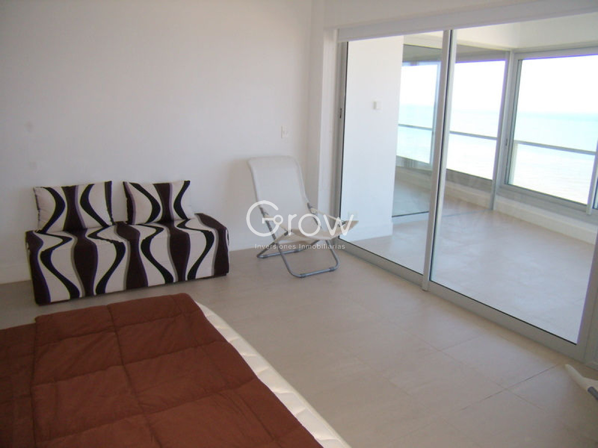 Apartamento ID.3712 - Apartamento en Venta de 3 dormitorios en Torre Le parc , Punta del este 