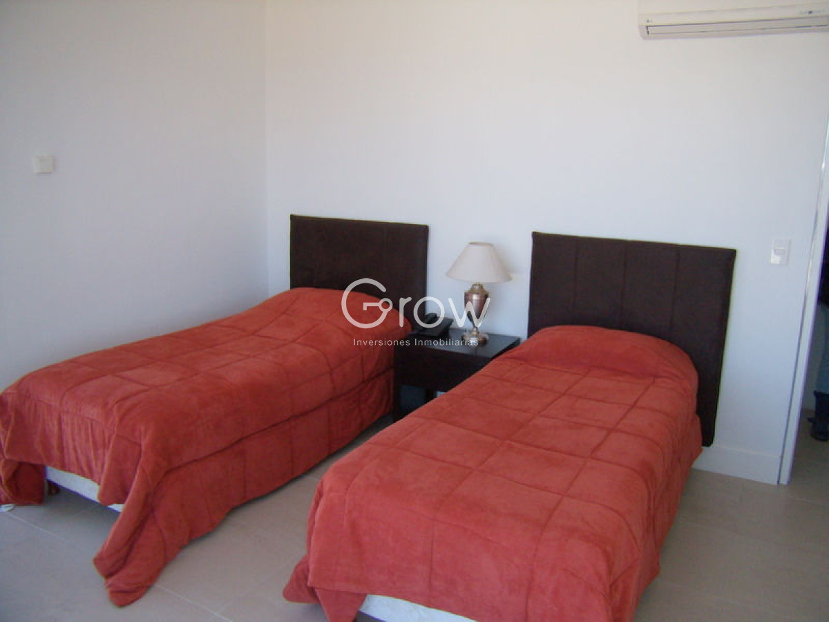 Apartamento ID.3712 - Apartamento en Venta de 3 dormitorios en Torre Le parc , Punta del este 