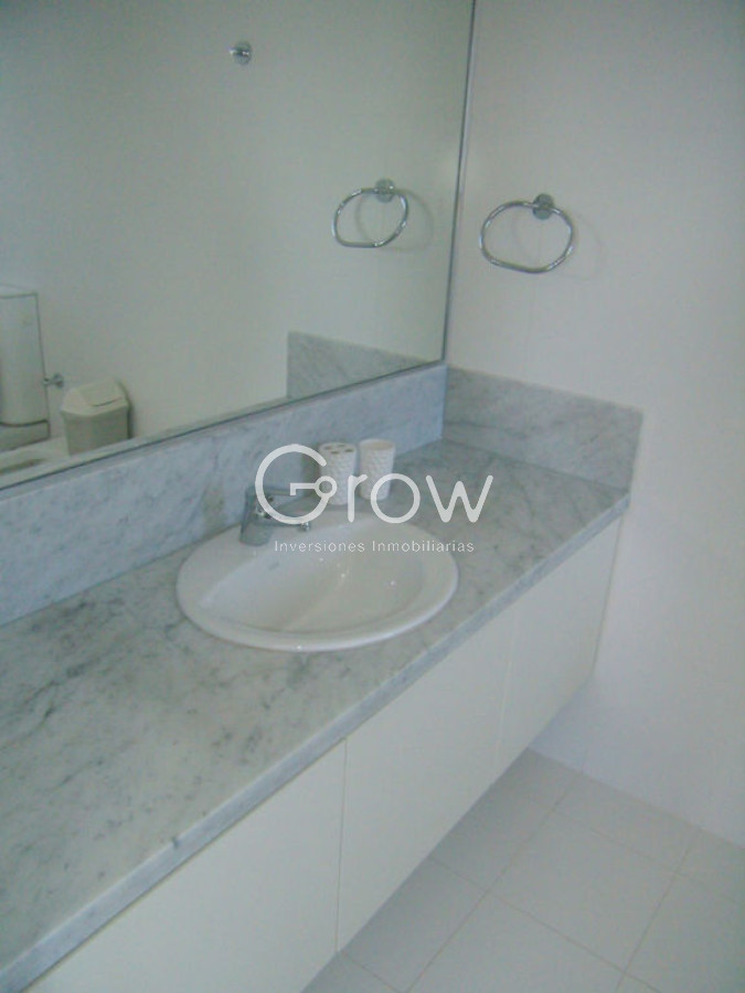 Apartamento ID.3712 - Apartamento en Venta de 3 dormitorios en Torre Le parc , Punta del este 