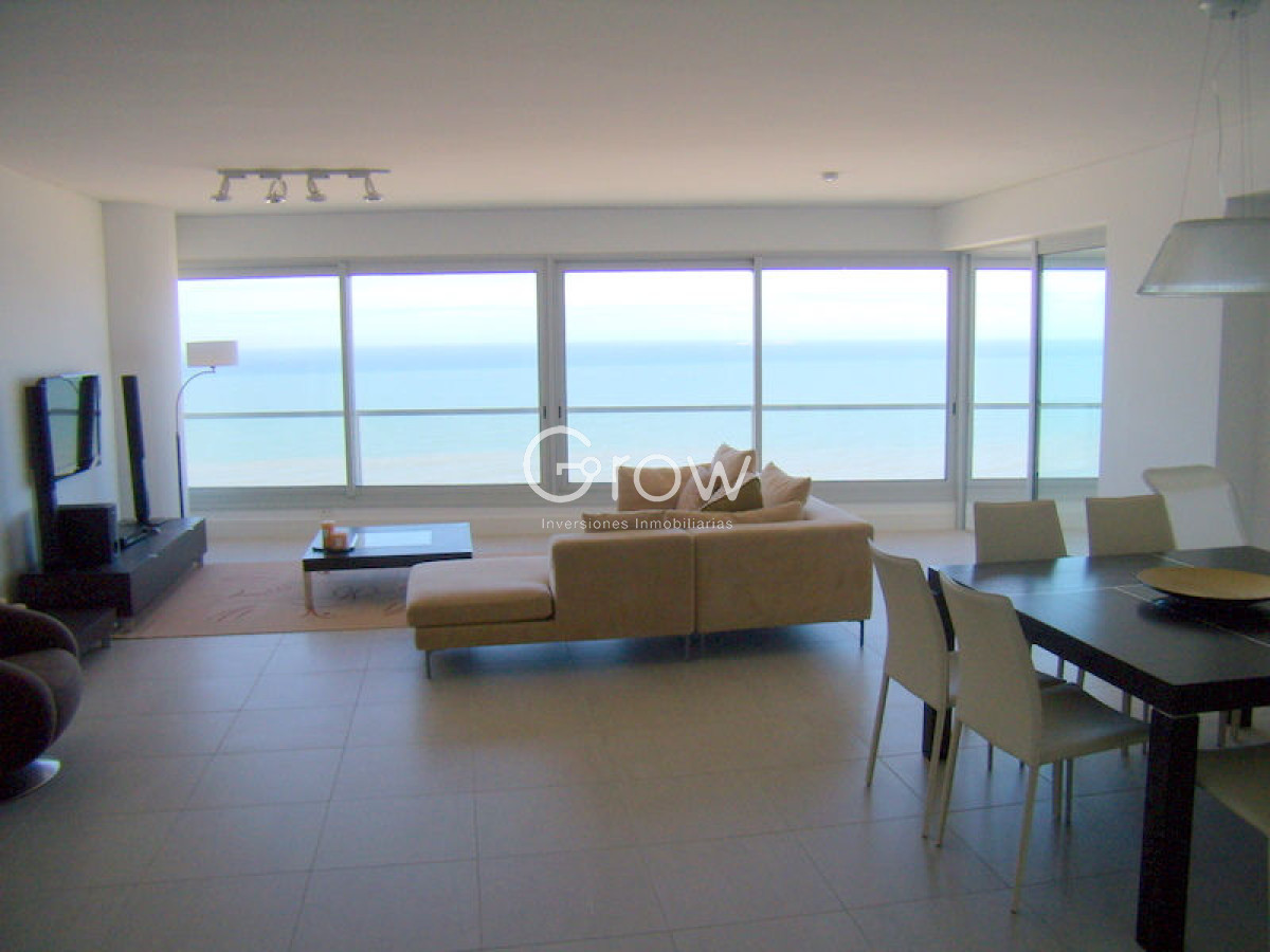 Apartamento ID.3712 - Apartamento en Venta de 3 dormitorios en Torre Le parc , Punta del este 