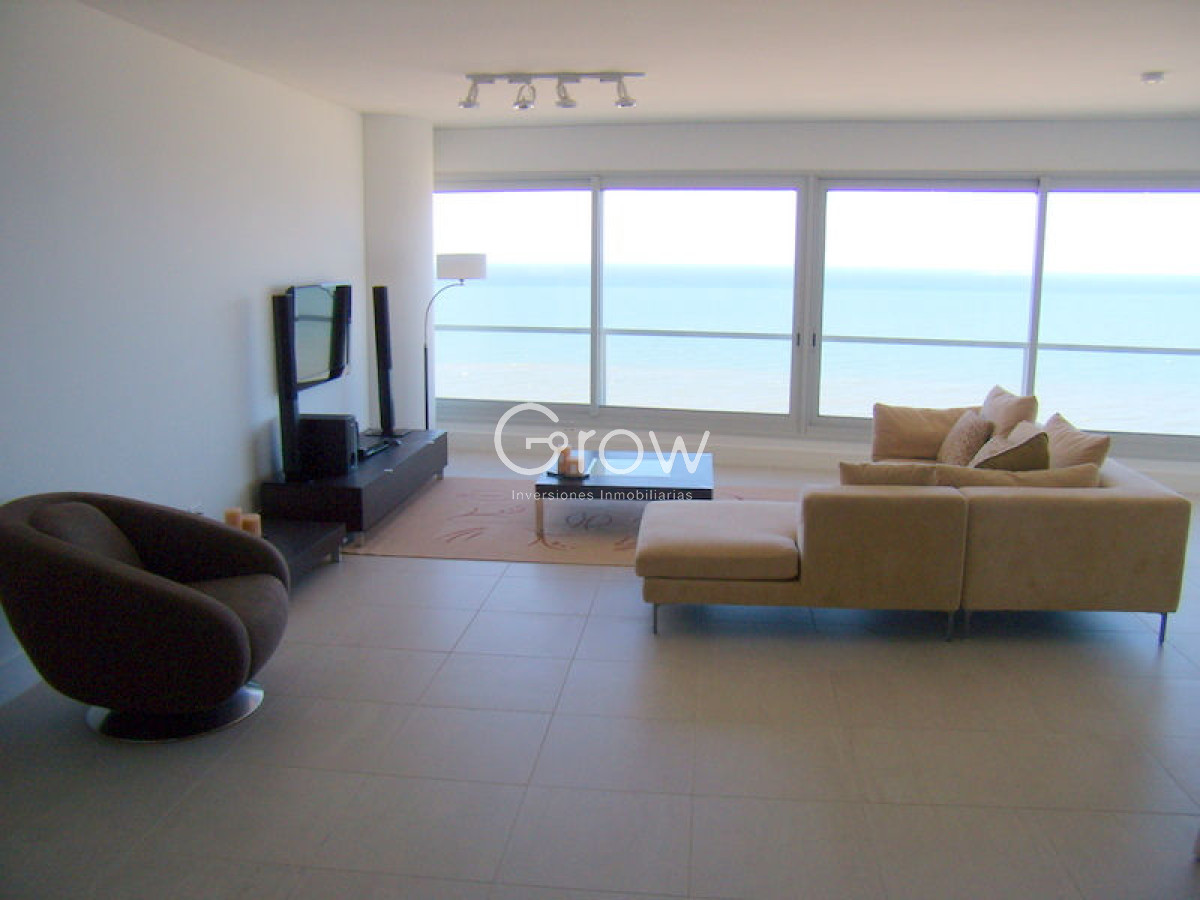 Apartamento ID.3712 - Apartamento en Venta de 3 dormitorios en Torre Le parc , Punta del este 