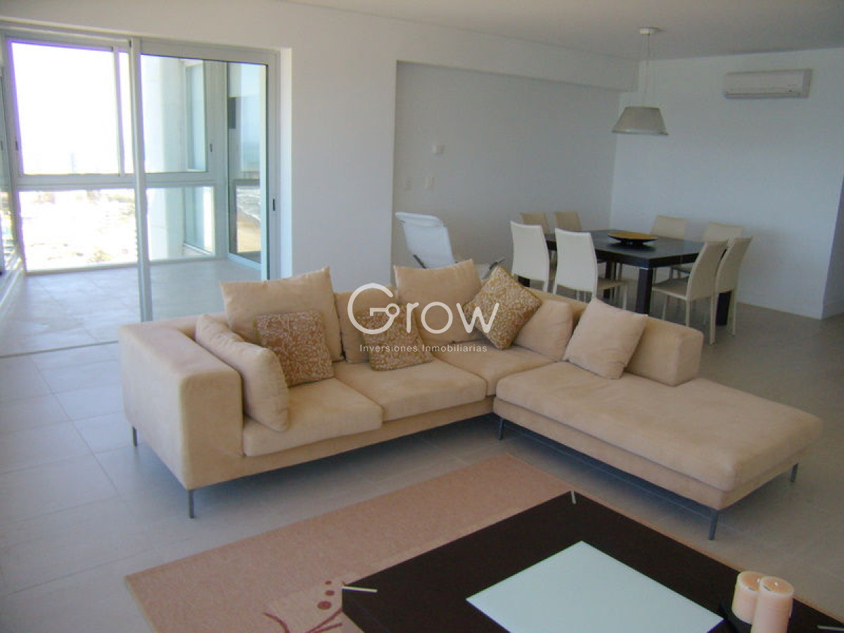Apartamento ID.3712 - Apartamento en Venta de 3 dormitorios en Torre Le parc , Punta del este 