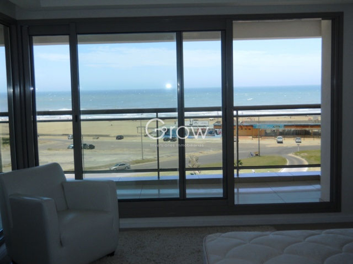 Apartamento ID.2189 - Brava, 3 dormitorios y dependencia