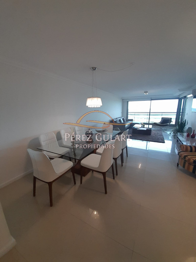 Apartamento ID.522 - Apartamento en Alquiler de 3 dormitorios en Punta del este , Torre Imperiale , Playa Mansa 