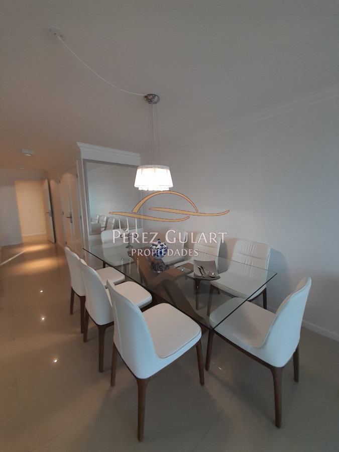 Apartamento ID.522 - Apartamento en Alquiler de 3 dormitorios en Punta del este , Torre Imperiale , Playa Mansa 