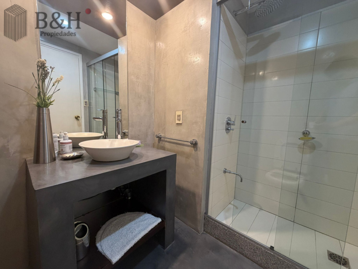 Apartamento ID.7433 - Apartamento en venta de 1 dormitorios en Punta del este , Península 