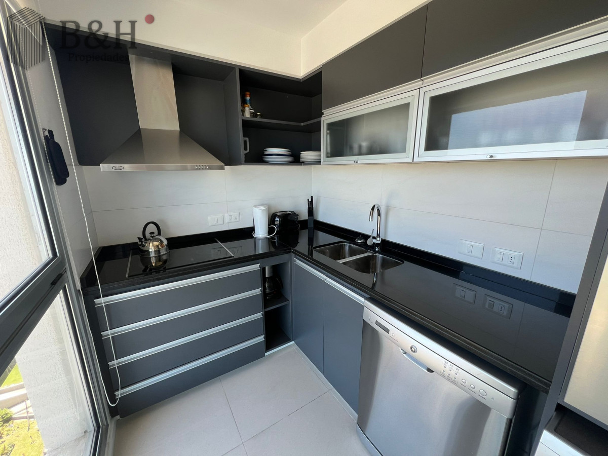 Apartamento ID.7101 - Apartamento en venta de 2 dormitorios en Playa brava , Punta del este 