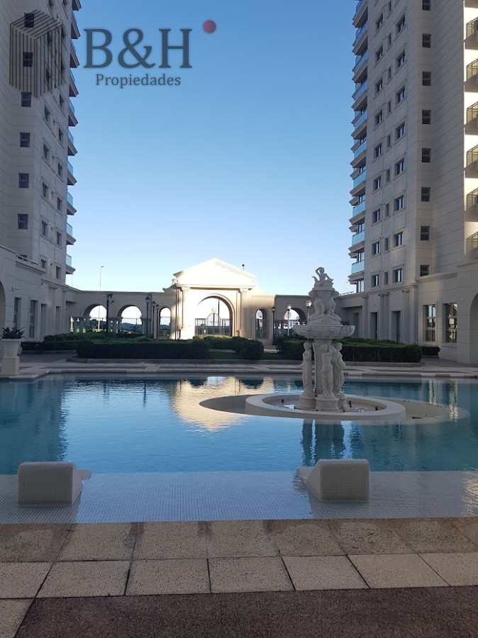 Apartamento ID.7334 - Apartamento de 4 dormitorios en Punta del este , Torre imperiale . Playa brava 