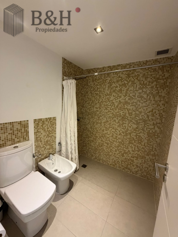 Apartamento ID.7101 - Apartamento en venta de 2 dormitorios en Playa brava , Punta del este 