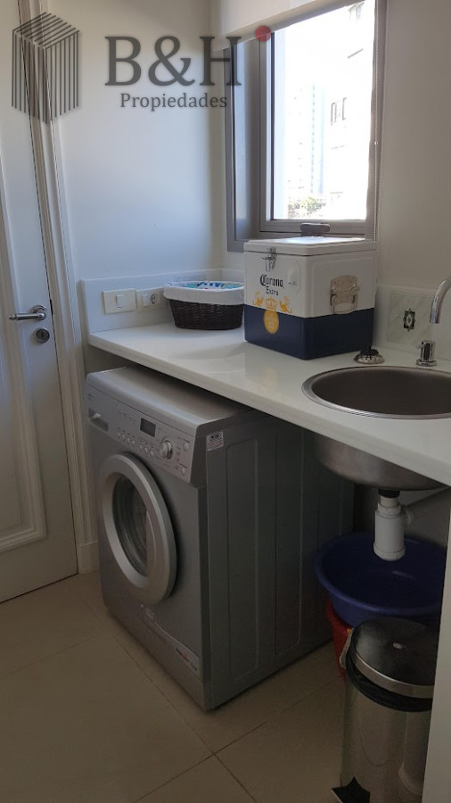 Apartamento ID.7334 - Apartamento de 4 dormitorios en Punta del este , Torre imperiale . Playa brava 