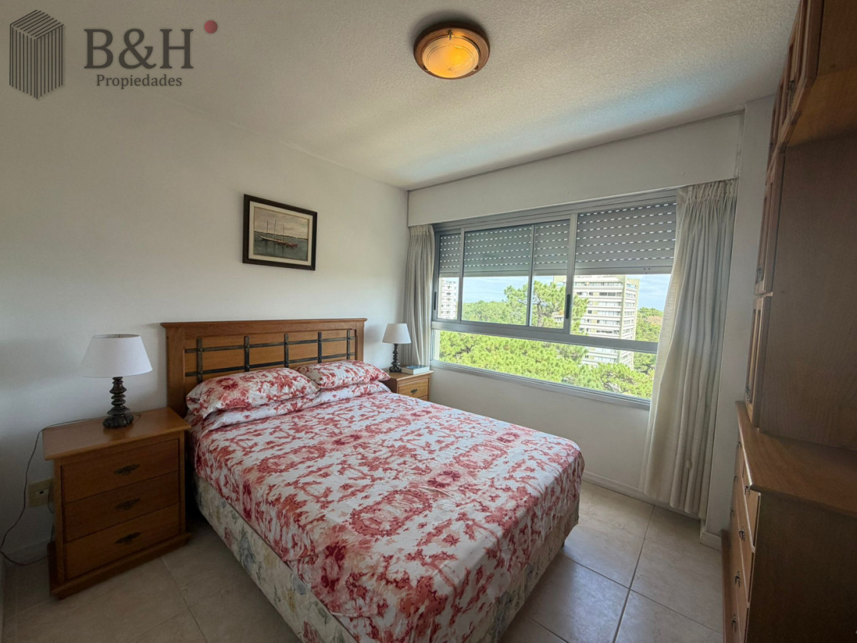 Apartamento ID.7252 - Apartamento en alquiler de 1 dormitorio en Punta del este , Edificio Doce Lunas 