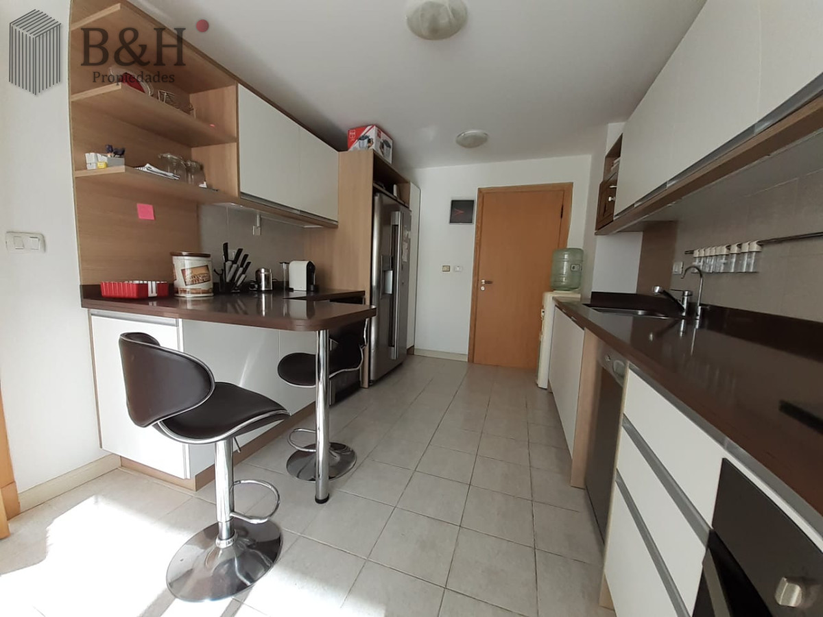 Apartamento ID.6755 - Apartamento en venta de 3 dormitorios en Punta del este , Playa brava , 