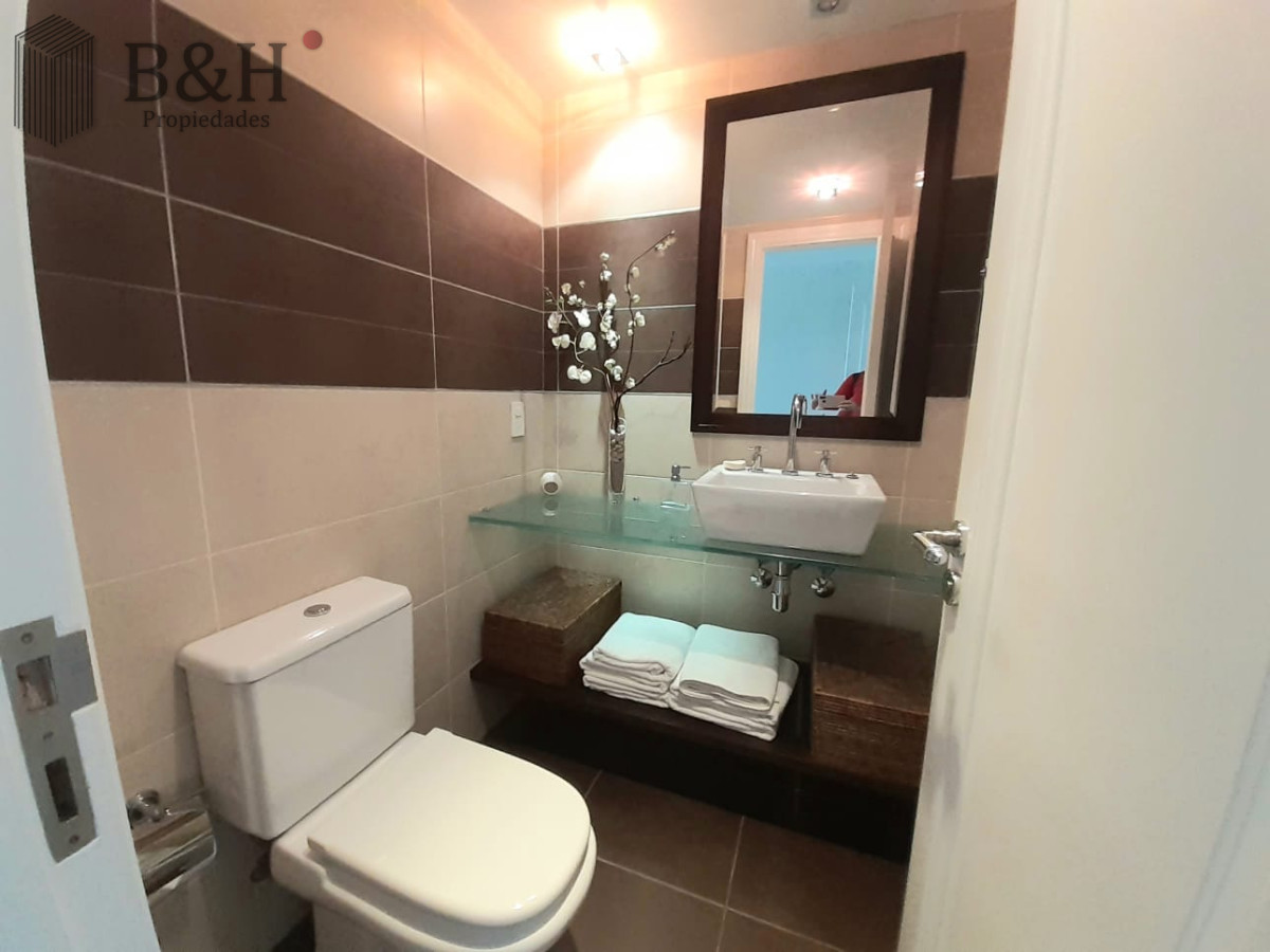 Apartamento ID.5978 - Apartamento en Alquiler de 3 Dormitorios en Punta del este , Playa Brava , Torre Imperiale 