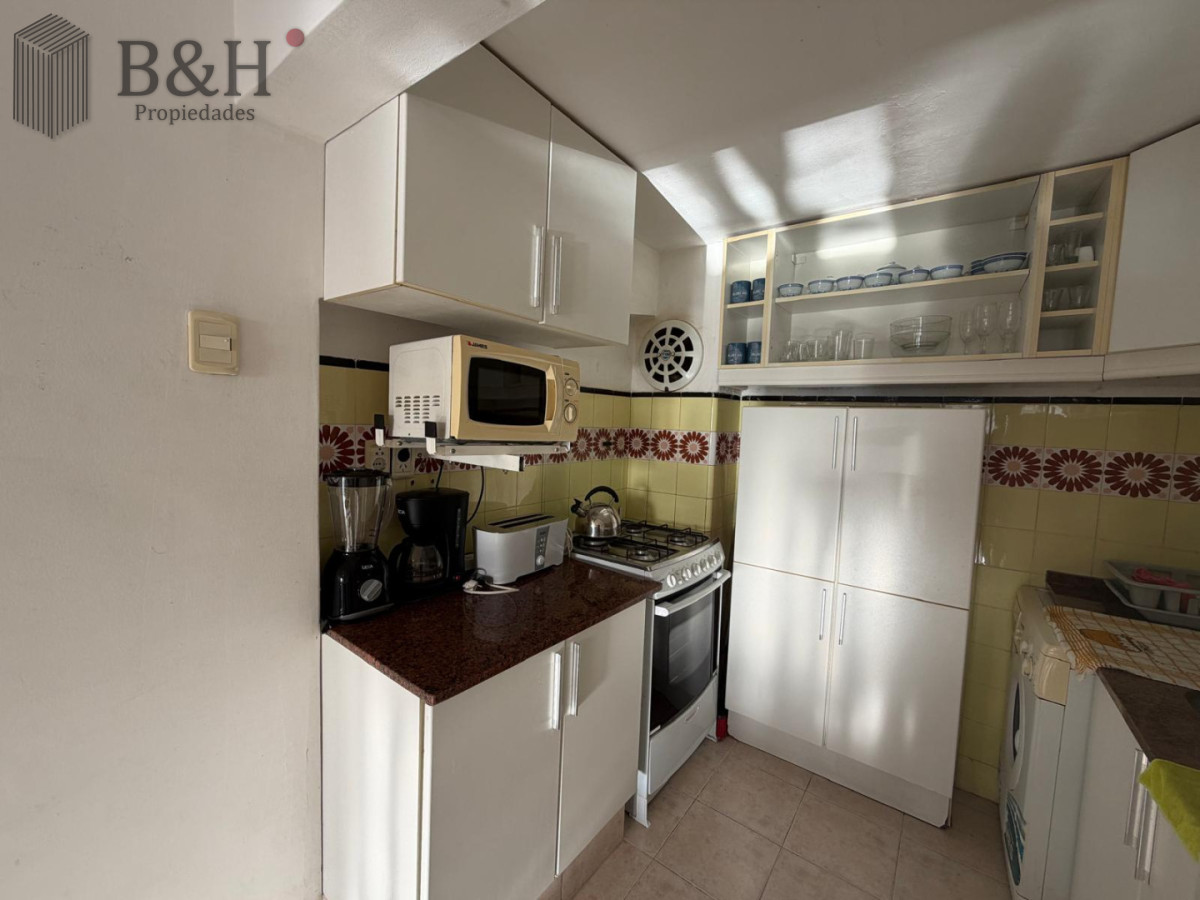 Apartamento ID.7281 - Apartamento de 2 dormitorios y medio en Punta del este , Gorlero , Península 