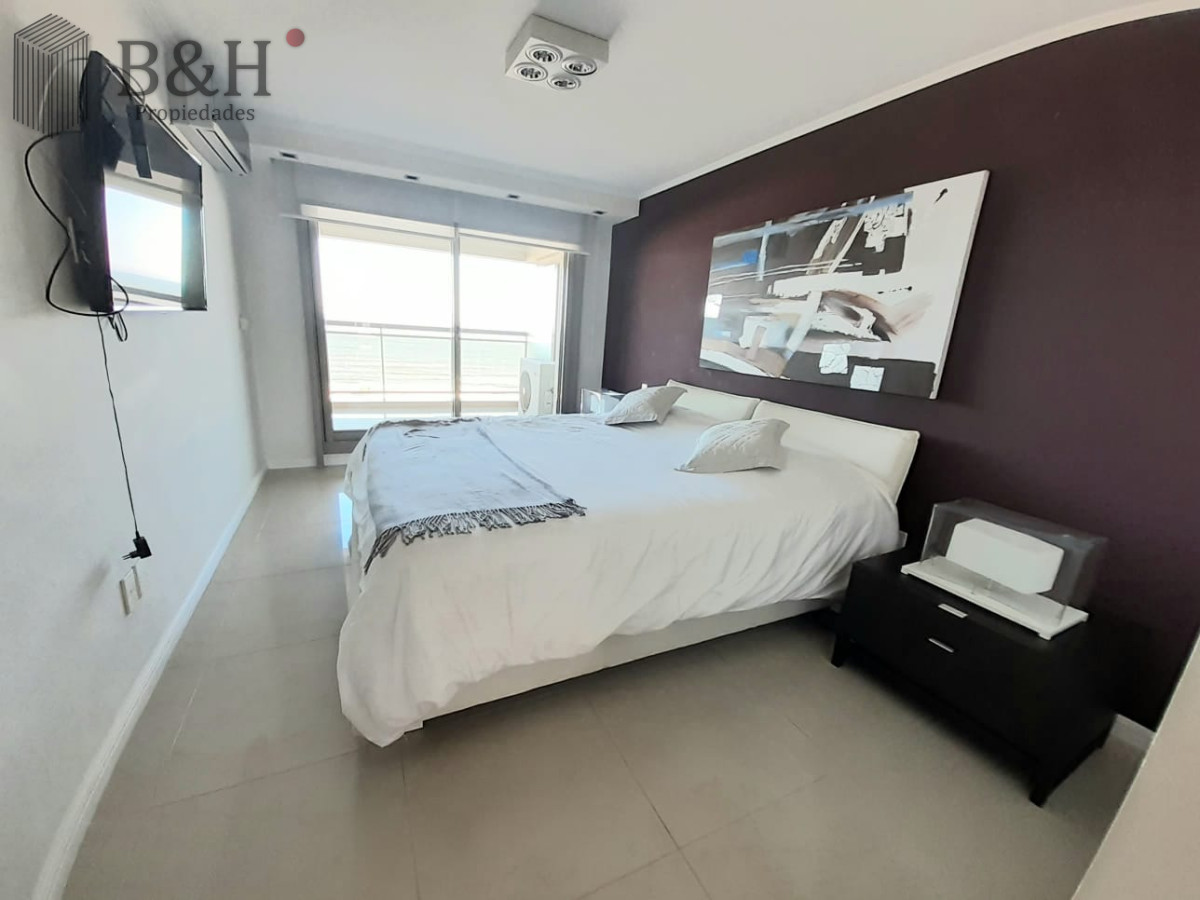 Apartamento ID.5978 - Apartamento en Alquiler de 3 Dormitorios en Punta del este , Playa Brava , Torre Imperiale 