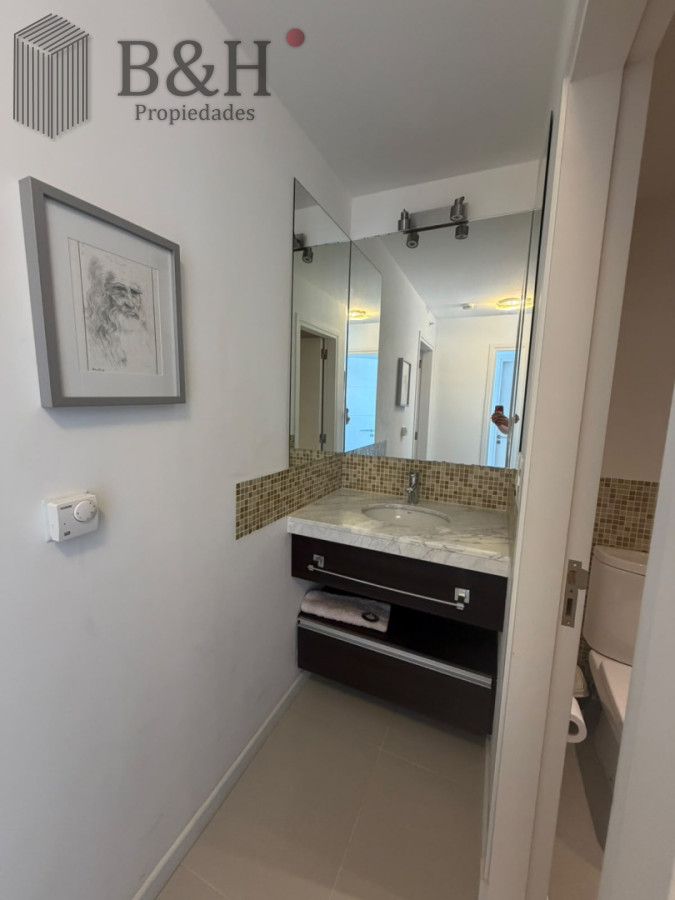 Apartamento ID.7101 - Apartamento en venta de 2 dormitorios en Playa brava , Punta del este 