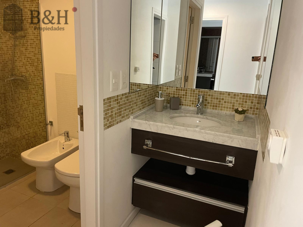 Apartamento ID.7391 - Apartamento en venta de 2 dormitorios en Torre ICON, Punta del este , AIDY GRILL 