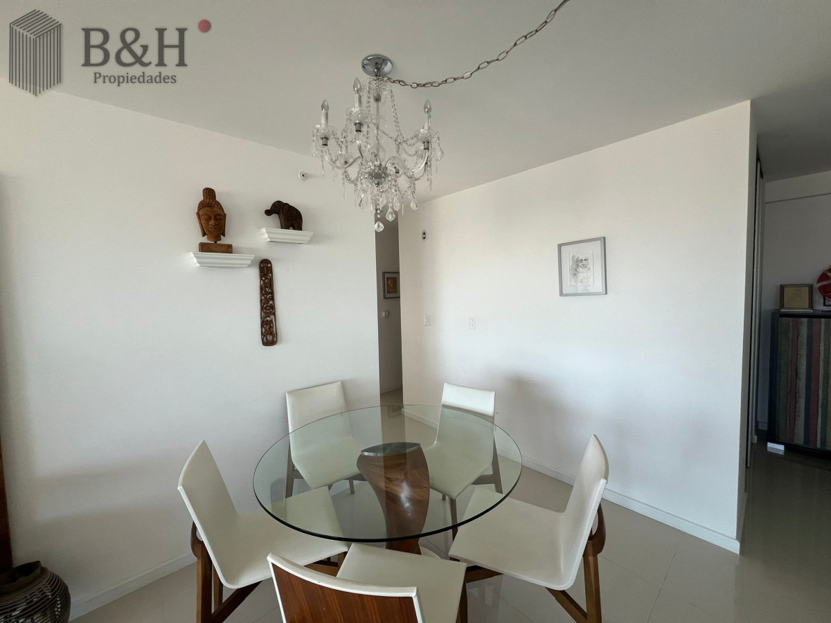 Apartamento ID.7101 - Apartamento en venta de 2 dormitorios en Playa brava , Punta del este 